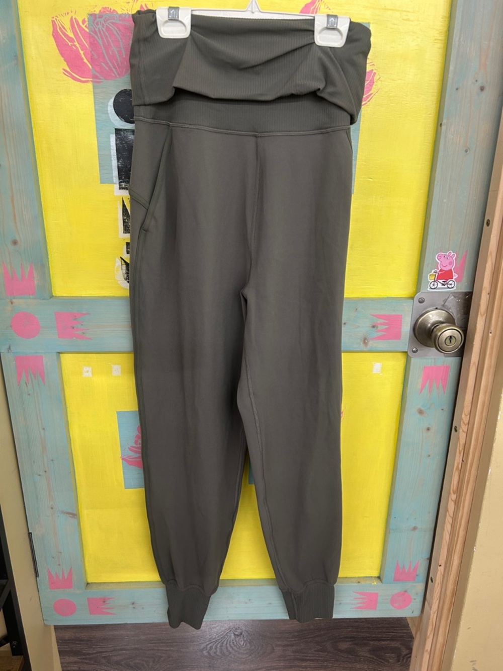 High-Waisted Ribbed Foldover Lululemon Joggers - Olive Green